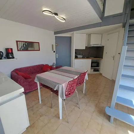 2 Pieces Mezzanine Clim, Bord De Plage, Parking - Fr-1-326-722 דירה *