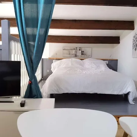2 Pieces Mezzanine Clim, Bord De Plage, Parking - Fr-1-326-722 * Marseillan (Herault)