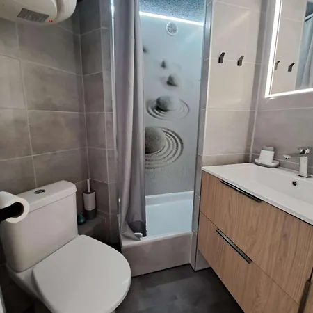 Apartment 2 Pieces Mezzanine Clim, Bord De Plage, Parking - Fr-1-326-722 Marseillan (Herault)