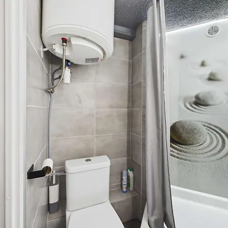 2 Pièces Mezzanine Clim, Bord De Plage, Parking - Fr-1-326-722 Appartement Marseillan (Herault)
